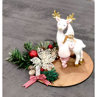 decoración-navidad-reno-y-niña