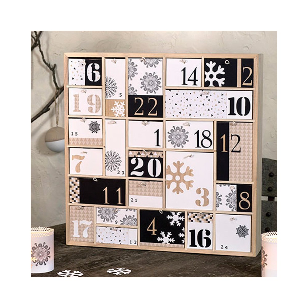 calendario-adviento-madera-cajones-desiguales-artemio-muestra