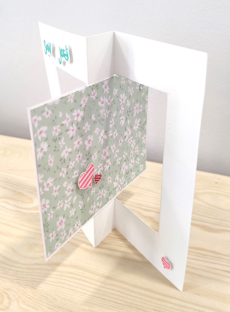 Taller tarjetas pop up Sant Jordi