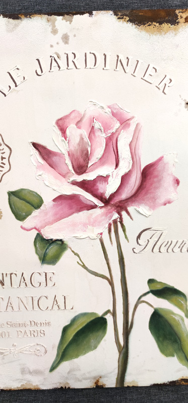 Taller pintado de flores con stencil