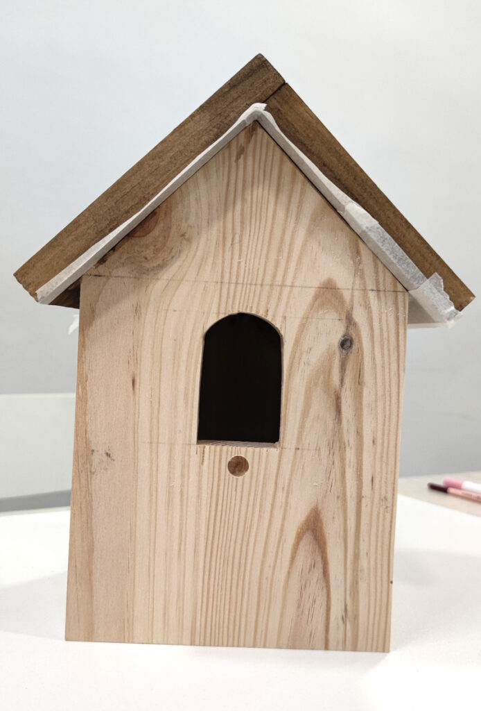 Colocamos cinta de carrocero para enmascarar diferentes zonas